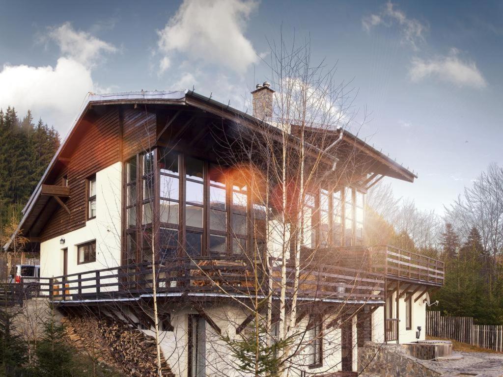 Vila Casa Ferica Azuga Exteriér fotografie